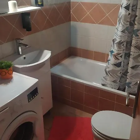 Mama Marina Near To The Airport * Andimáhia